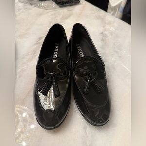 AEROSOLES Glossy Black Loafers with Tassels